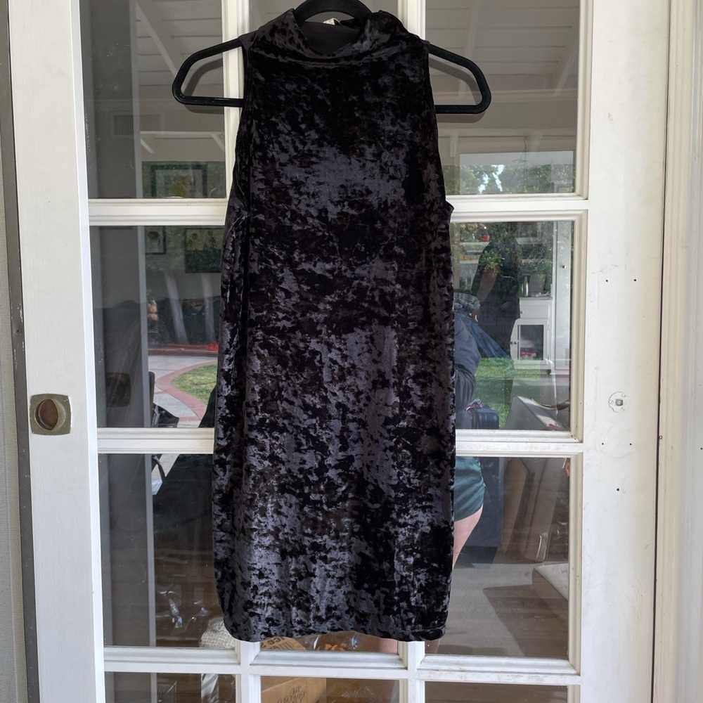 Crushed velvet mock neck dress